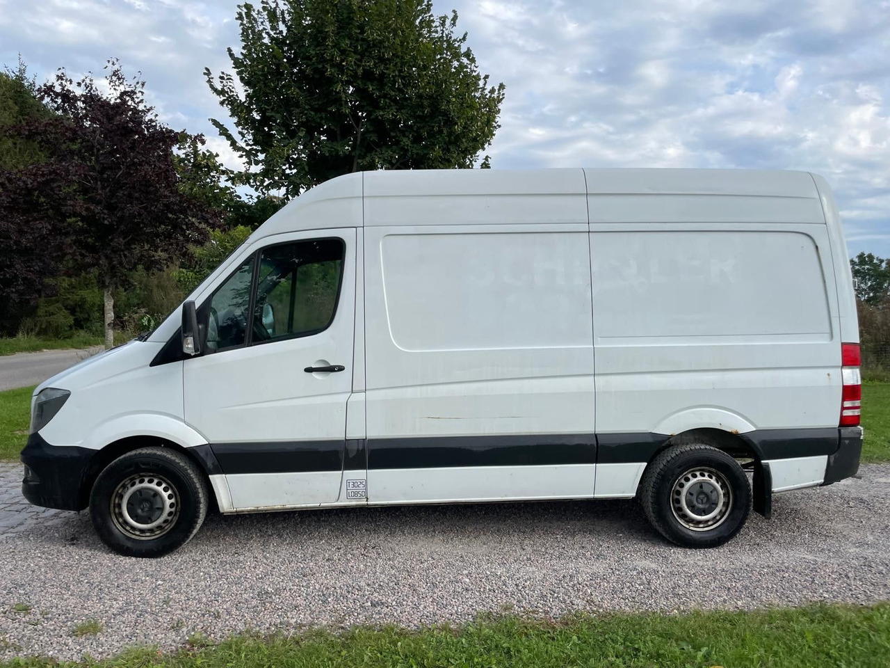 Mercedes-Benz Sprinter II Kasten 216 CDI Lang + Hoch - Malá dodávka: obrázok 3 Mercedes-Benz Sprinter II Kasten 216 CDI Lang + Hoch - Malá dodávka: obrázok 3
