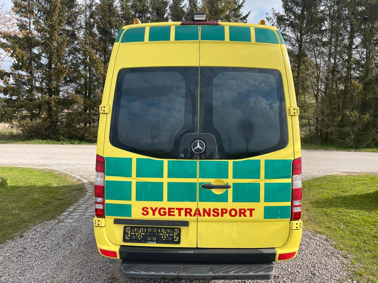 Mercedes-Benz Sprinter II Kasten 316 CDI Ambulance * - Sanitka: obrázok 3 Mercedes-Benz Sprinter II Kasten 316 CDI Ambulance * - Sanitka: obrázok 3