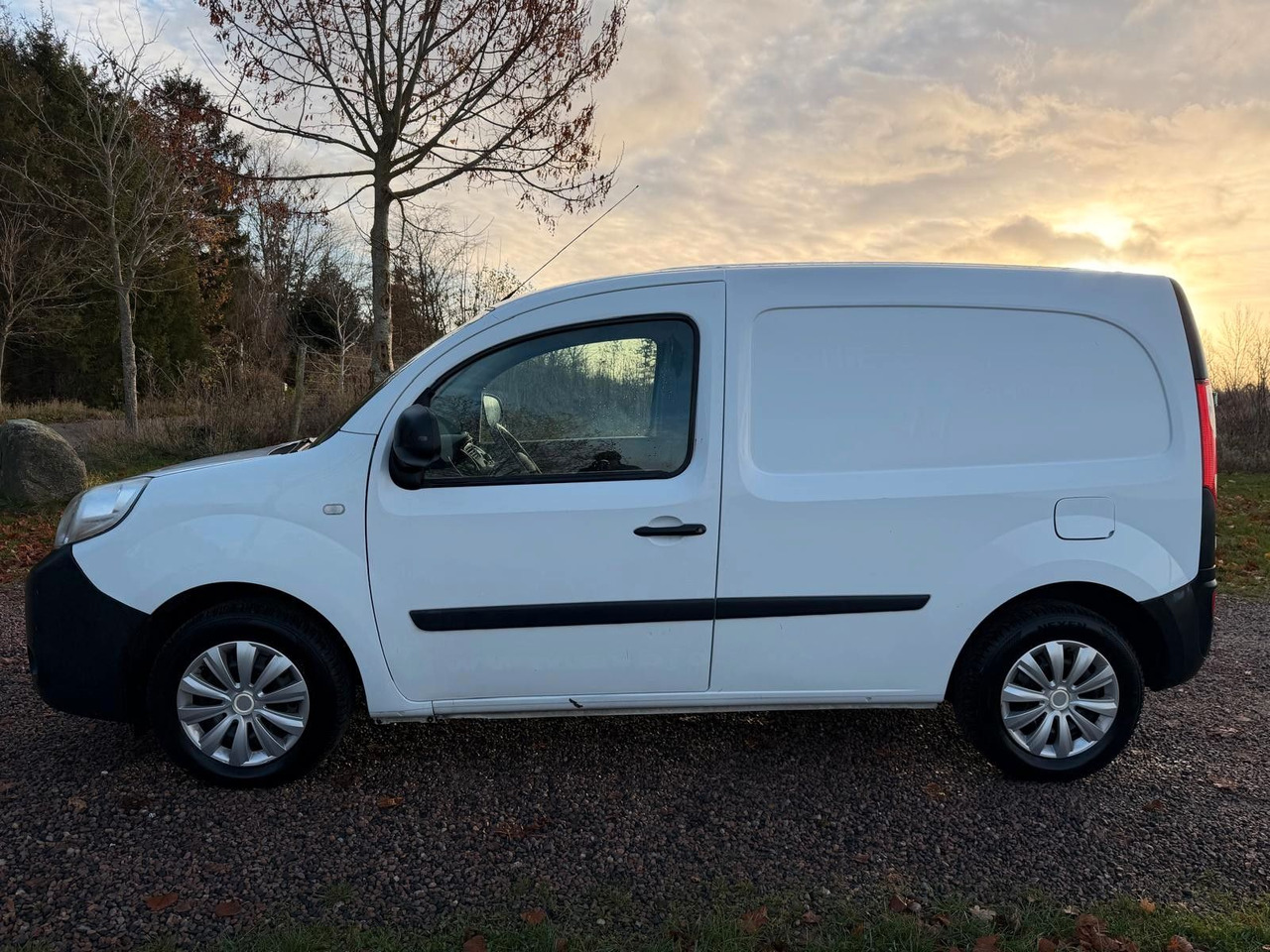 Renault Kangoo Rapid Basis - Mikrobus: obrázok 4 Renault Kangoo Rapid Basis - Mikrobus: obrázok 4