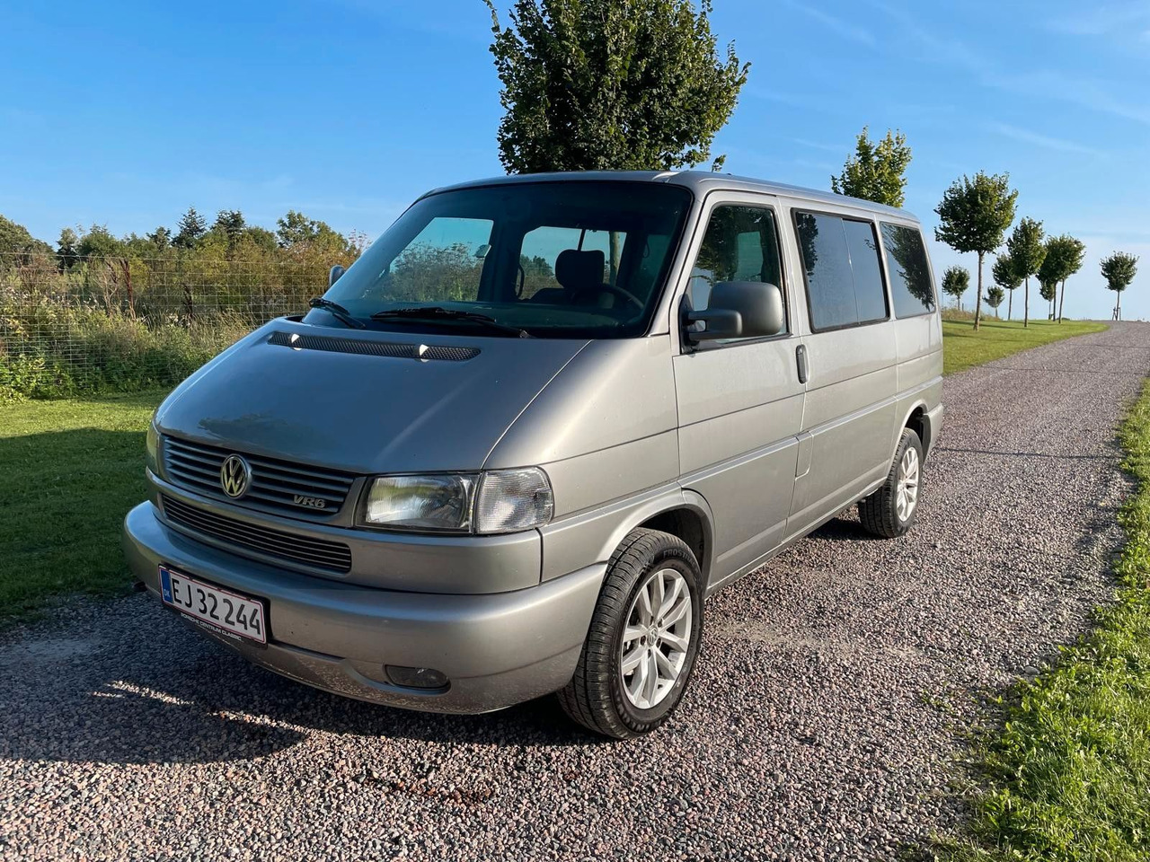 Volkswagen T4 Multivan Bus VR6 *12 000€ - Mikrobus: obrázok 1 Volkswagen T4 Multivan Bus VR6 *12 000€ - Mikrobus: obrázok 1