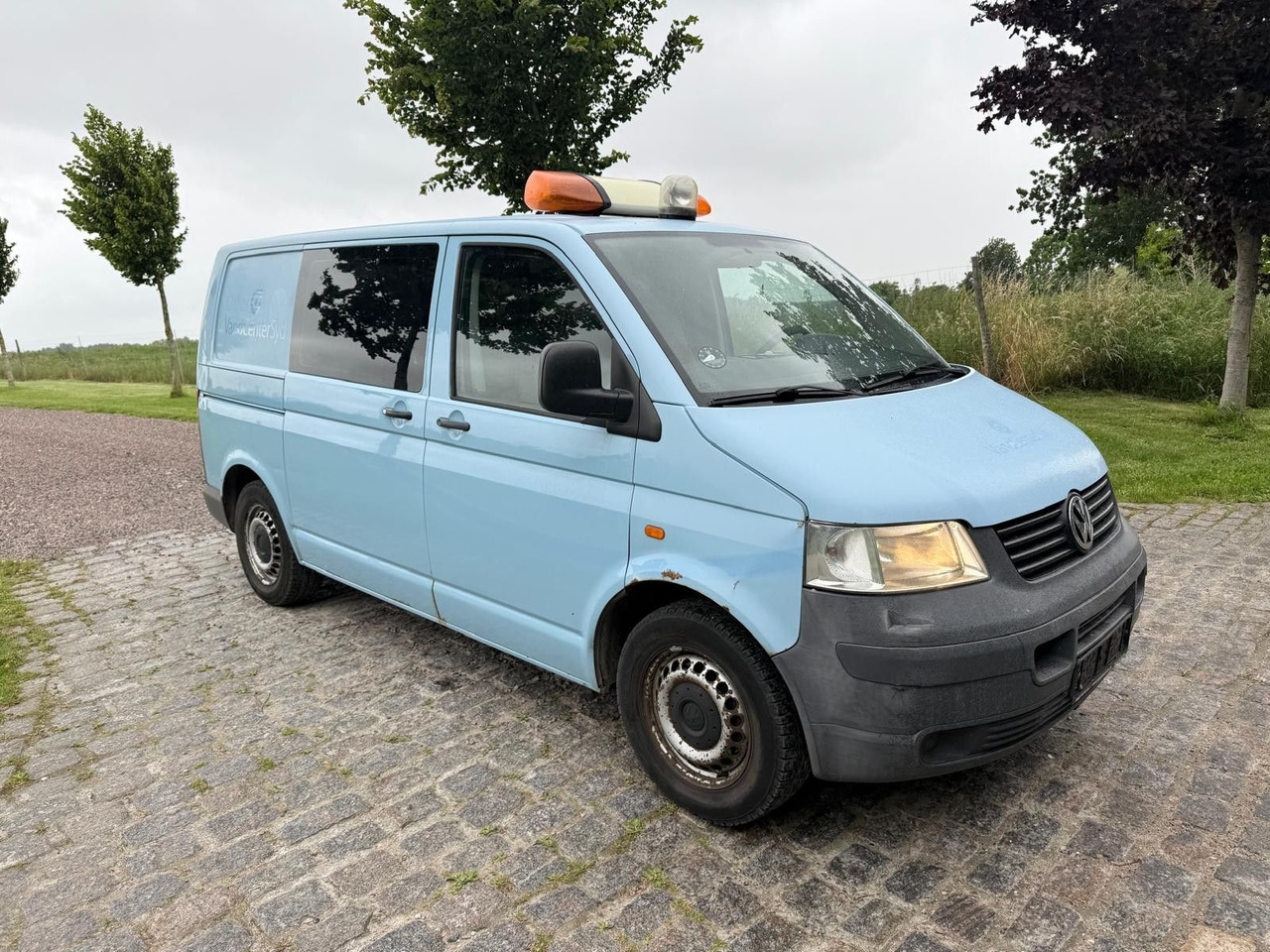 Volkswagen T5 Transporter 2.5 TDI 4Motion *Klima *4x4 - Malá dodávka: obrázok 1 Volkswagen T5 Transporter 2.5 TDI 4Motion *Klima *4x4 - Malá dodávka: obrázok 1