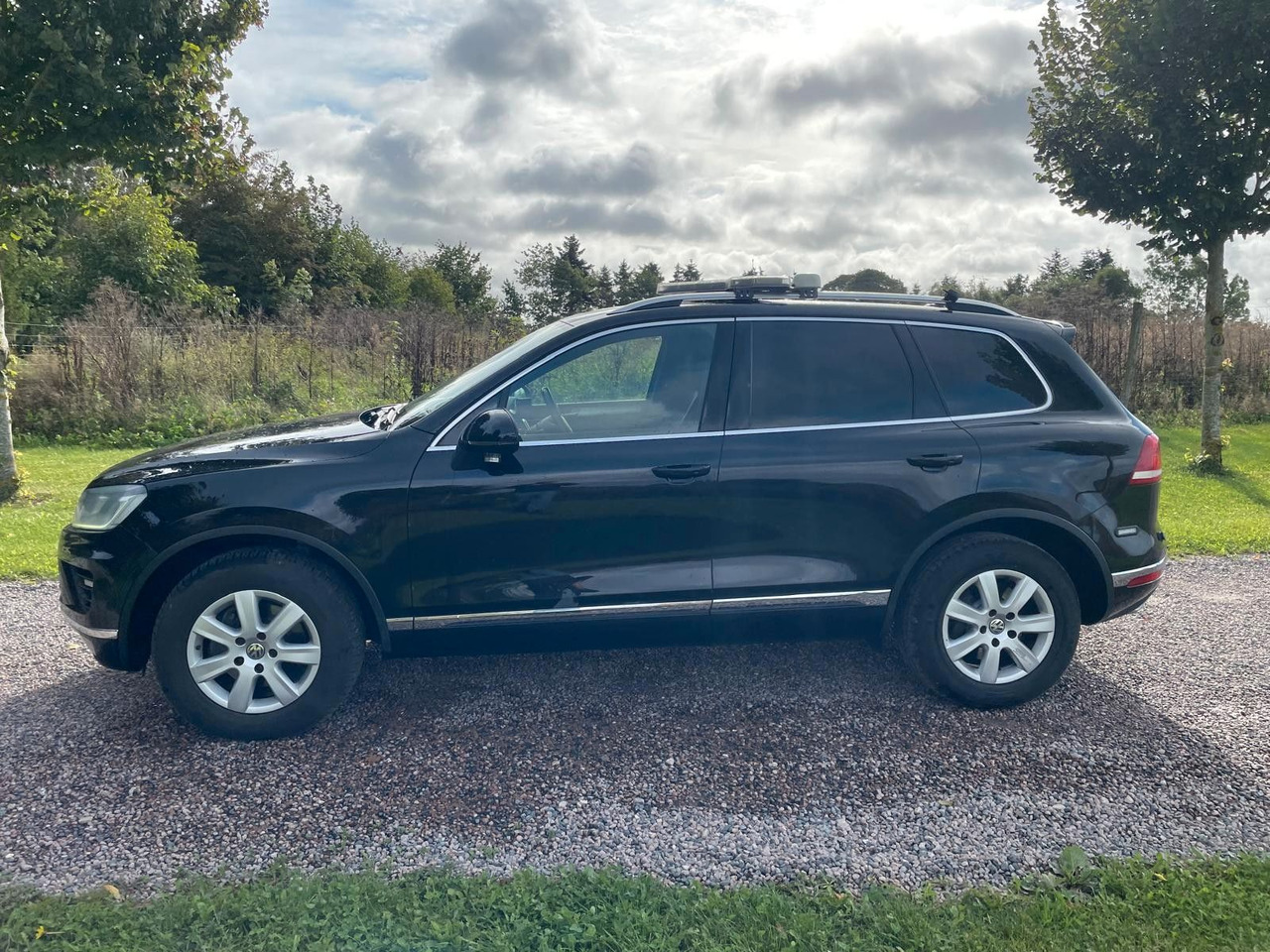 Volkswagen Touareg V6 3.0 TDI Terrain 4Motion - SUV: obrázok 2 Volkswagen Touareg V6 3.0 TDI Terrain 4Motion - SUV: obrázok 2