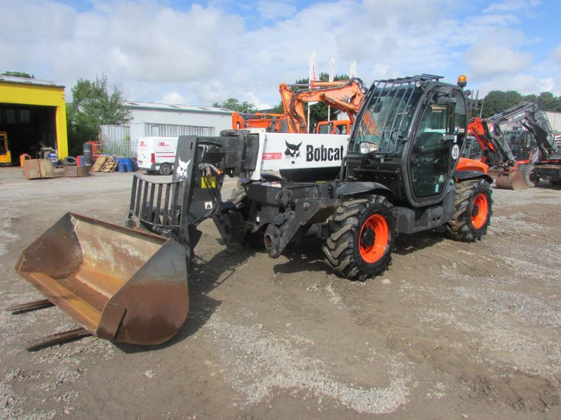 Bobcat T35.130 SB Teleskoplader 47.500 EUR - Teleskopický nakladač: obrázok 2 Bobcat T35.130 SB Teleskoplader 47.500 EUR - Teleskopický nakladač: obrázok 2