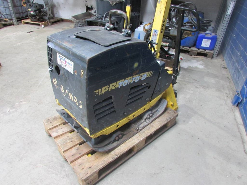 Bomag BPR 70/70 D Rüttelplatte 7.500 EUR - Vibračná doska: obrázok 3 Bomag BPR 70/70 D Rüttelplatte 7.500 EUR - Vibračná doska: obrázok 3