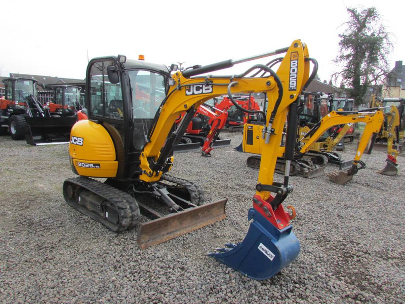 JCB 8029 CTS Minibagger 28.500 EUR 26C-1 8026 8030 - Mini rýpadlo: obrázok 4 JCB 8029 CTS Minibagger 28.500 EUR 26C-1 8026 8030 - Mini rýpadlo: obrázok 4