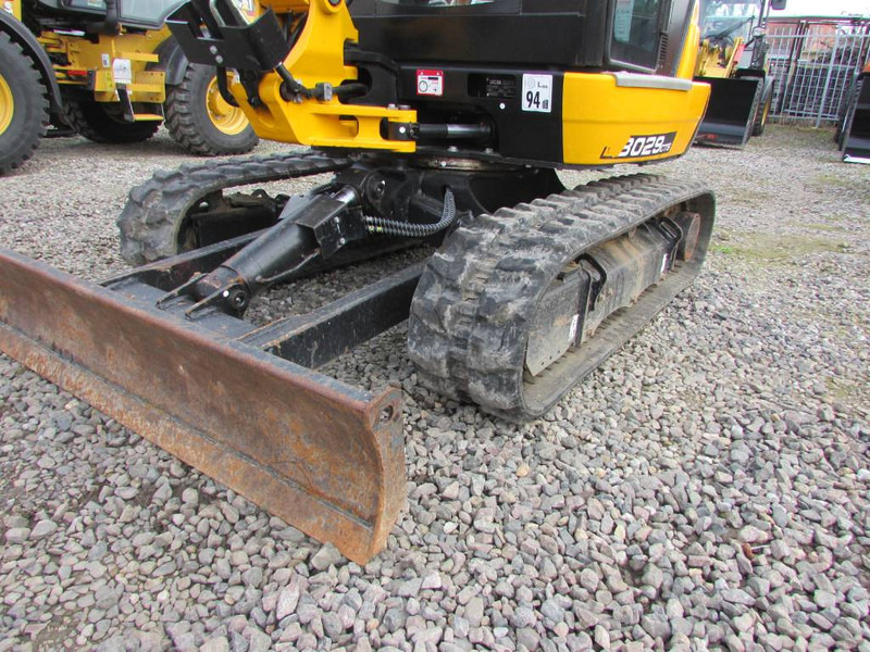 JCB 8029 CTS Minibagger 28.500 EUR 26C-1 8026 8030 - Mini rýpadlo: obrázok 3 JCB 8029 CTS Minibagger 28.500 EUR 26C-1 8026 8030 - Mini rýpadlo: obrázok 3