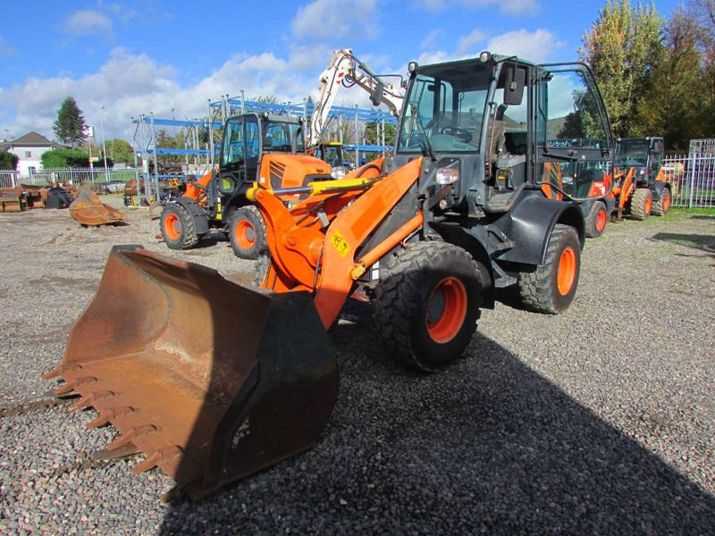 Komatsu WA 100 M-7 Radlader 28.000 EUR - Kolesový nakladač: obrázok 2 Komatsu WA 100 M-7 Radlader 28.000 EUR - Kolesový nakladač: obrázok 2