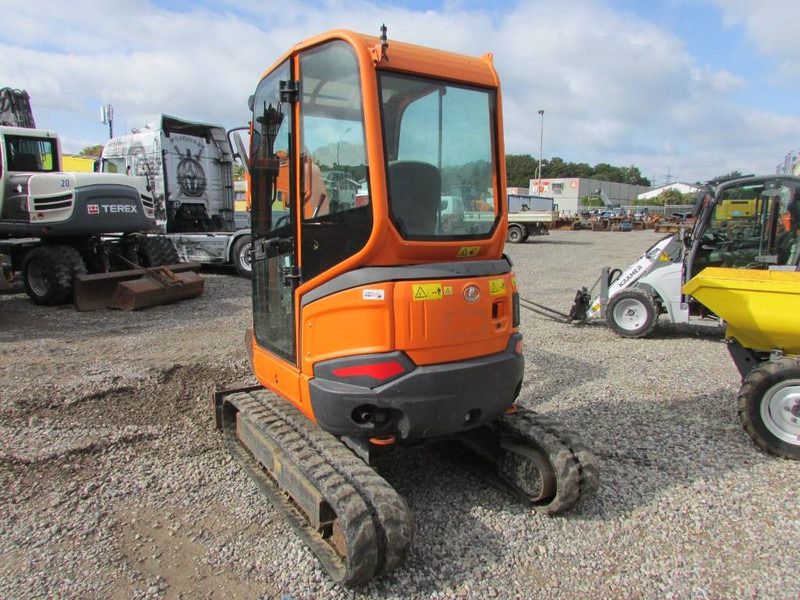Kubota U 27-4 Minibagger 21.000 EUR - Mini rýpadlo: obrázok 4 Kubota U 27-4 Minibagger 21.000 EUR - Mini rýpadlo: obrázok 4