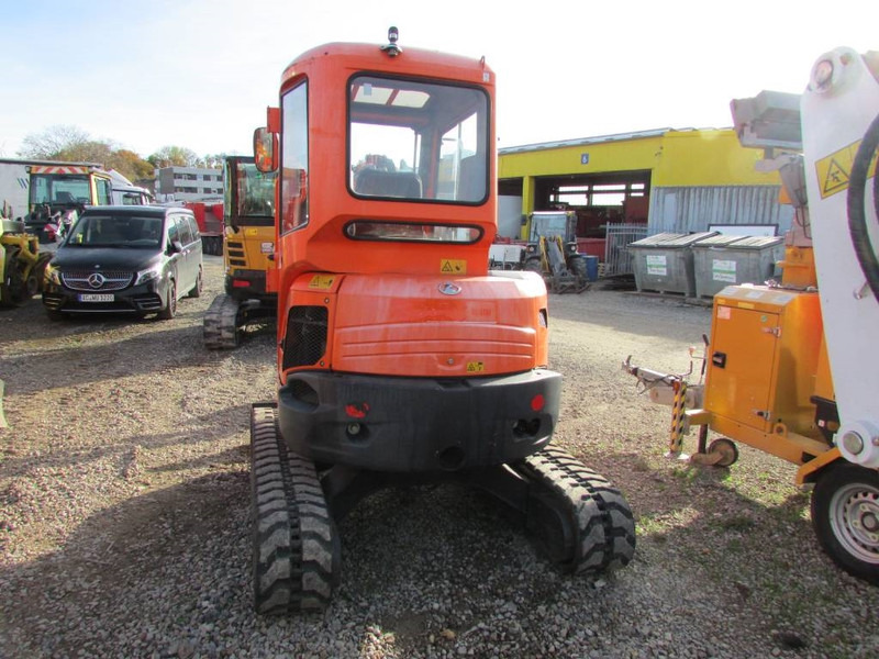Kubota U 35-3 alpha 3 Minibagger 22.000 EUR - Mini rýpadlo: obrázok 4 Kubota U 35-3 alpha 3 Minibagger 22.000 EUR - Mini rýpadlo: obrázok 4