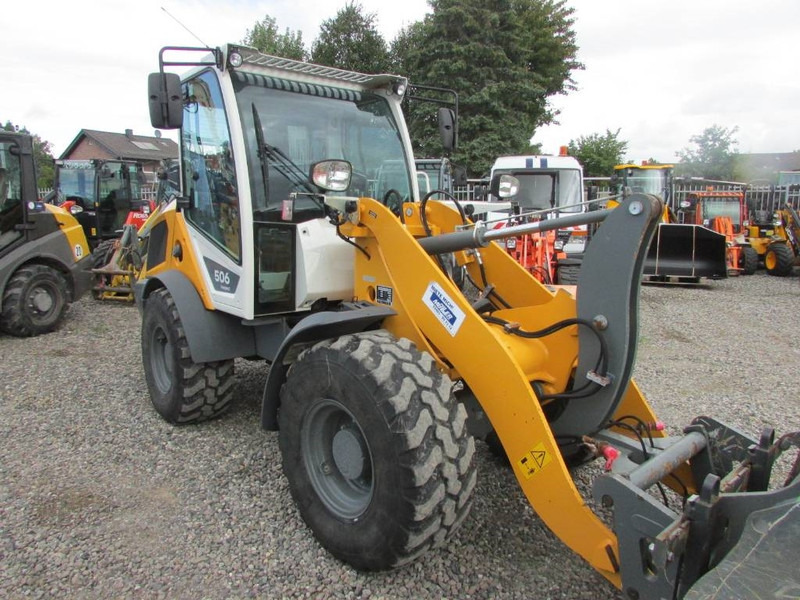 Liebherr L 506 Compact Radlader 41.500 EUR - Kolesový nakladač: obrázok 4 Liebherr L 506 Compact Radlader 41.500 EUR - Kolesový nakladač: obrázok 4