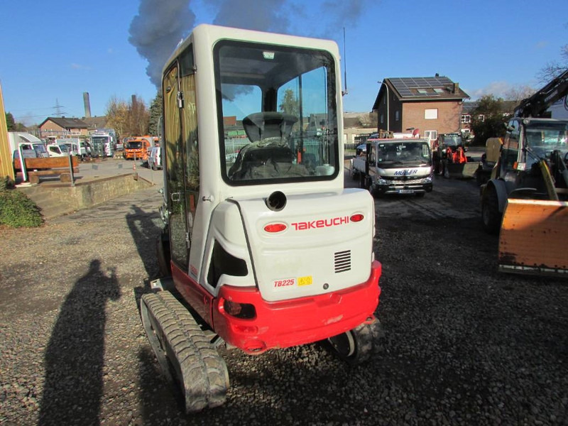 Takeuchi TB 225 V3 Minibagger 30.500 EUR - Mini rýpadlo: obrázok 5 Takeuchi TB 225 V3 Minibagger 30.500 EUR - Mini rýpadlo: obrázok 5