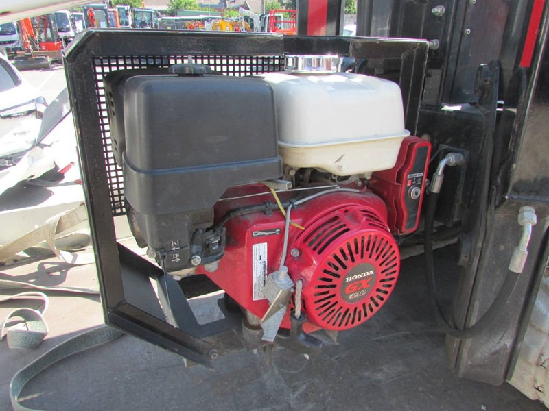 Kĺbová pracovná plošina Teupen TGT HighCrane 800 hyCRANE 16-800GT Raupenkran Mini: obrázok 9 Kĺbová pracovná plošina Teupen TGT HighCrane 800 hyCRANE 16-800GT Raupenkran Mini: obrázok 9