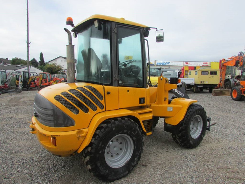 Volvo L 35 B-Z Radlader 16.000 EUR - Kolesový nakladač: obrázok 5 Volvo L 35 B-Z Radlader 16.000 EUR - Kolesový nakladač: obrázok 5