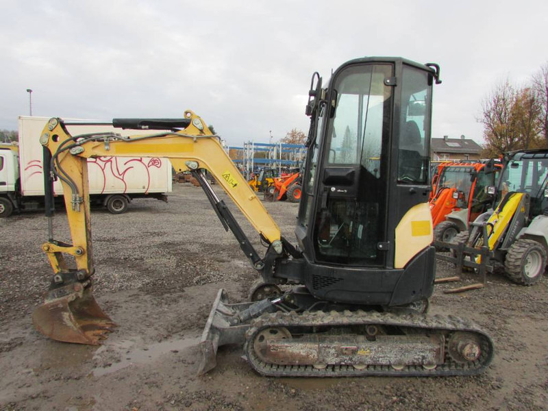 Yanmar Vio 25-4 Minibagger 19.500 EUR - Mini rýpadlo: obrázok 1 Yanmar Vio 25-4 Minibagger 19.500 EUR - Mini rýpadlo: obrázok 1