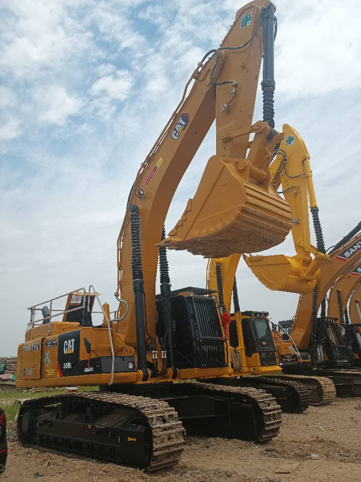 CAT 349D2L - Pásové rýpadlo: obrázok 3 CAT 349D2L - Pásové rýpadlo: obrázok 3