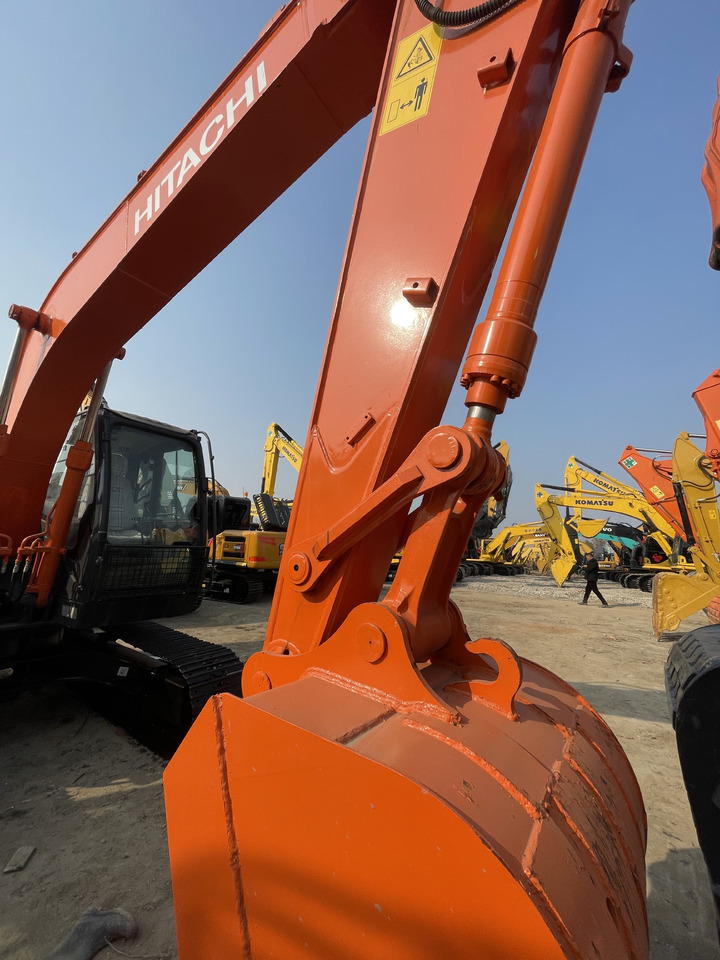 HITACHI ZX130 - Pásové rýpadlo: obrázok 5 HITACHI ZX130 - Pásové rýpadlo: obrázok 5