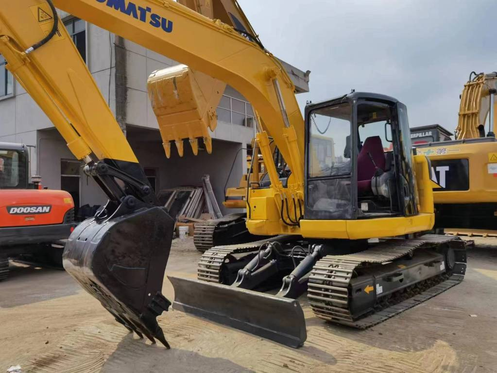 KOMATSU PC 128US - Mini rýpadlo: obrázok 5 KOMATSU PC 128US - Mini rýpadlo: obrázok 5