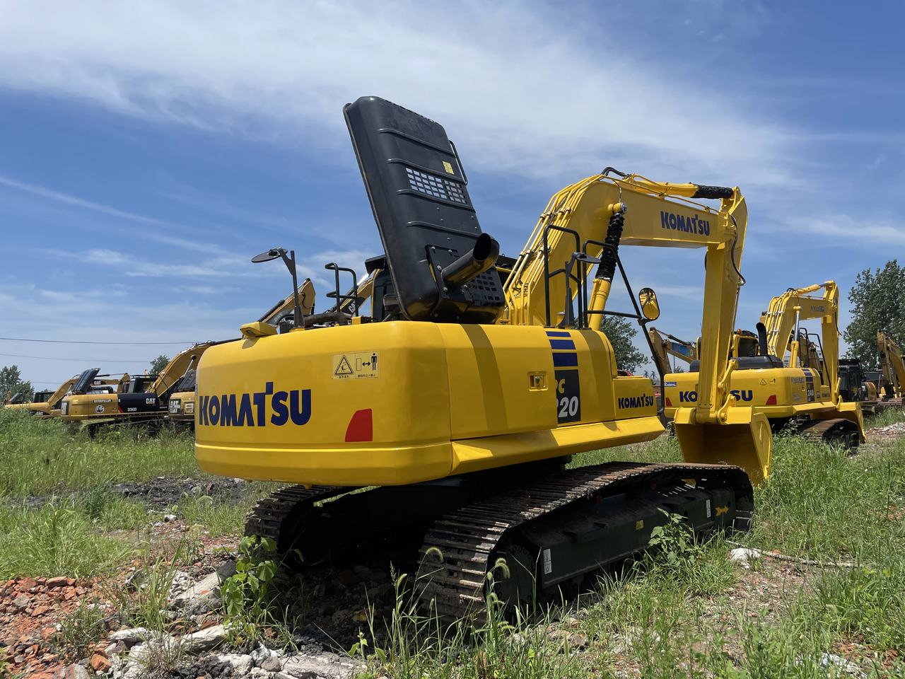 KOMATSU PC 220-8 - Pásové rýpadlo: obrázok 2 KOMATSU PC 220-8 - Pásové rýpadlo: obrázok 2
