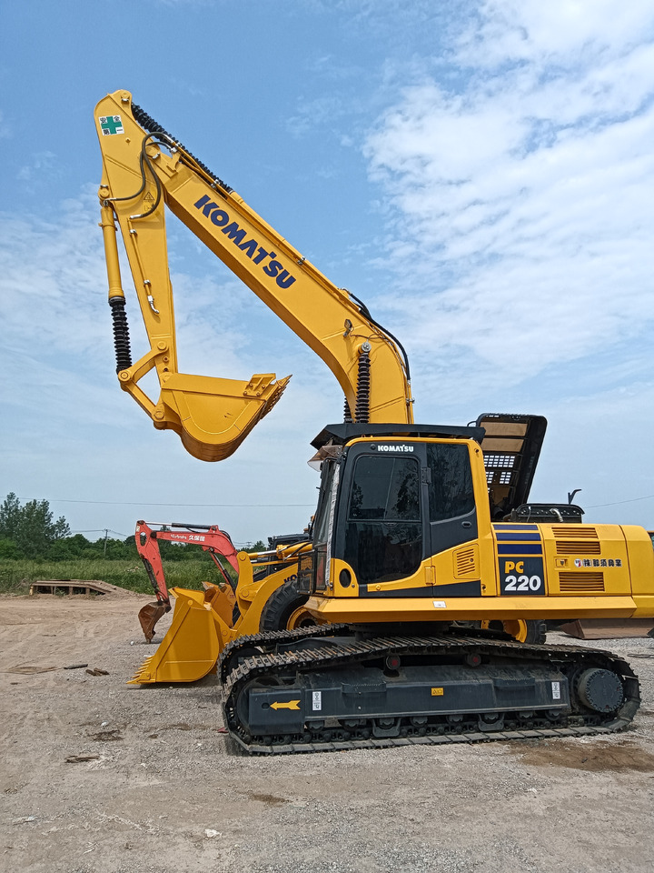 KOMATSU PC200-8 - Pásové rýpadlo: obrázok 3 KOMATSU PC200-8 - Pásové rýpadlo: obrázok 3