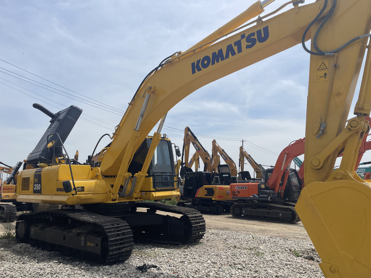 KOMATSU PC350-8 - Pásové rýpadlo: obrázok 3 KOMATSU PC350-8 - Pásové rýpadlo: obrázok 3