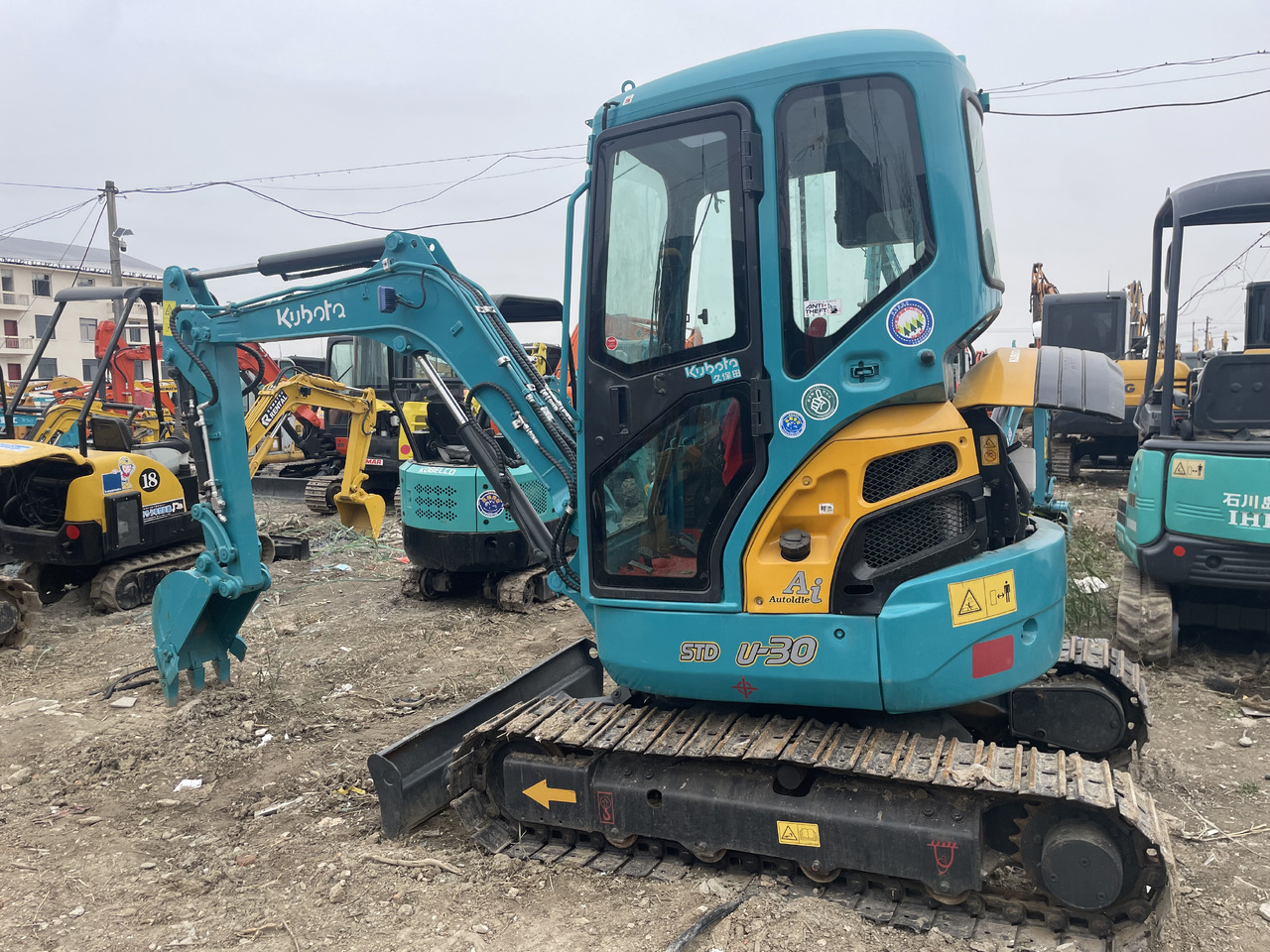 KUBOTA U-30 - Mini rýpadlo: obrázok 1 KUBOTA U-30 - Mini rýpadlo: obrázok 1