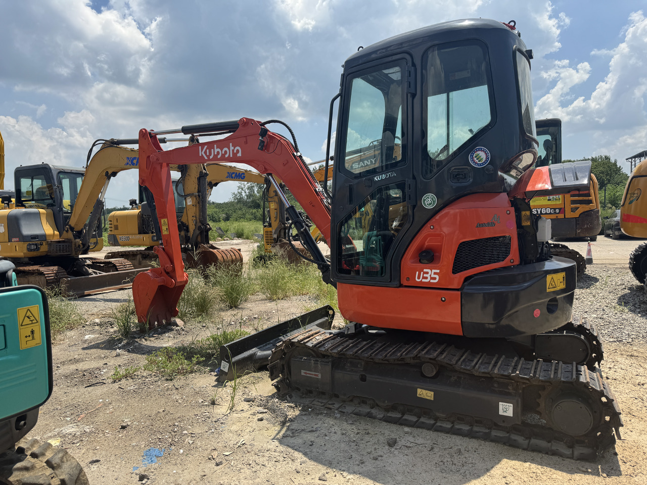 KUBOTA U35-5 - Mini rýpadlo: obrázok 1 KUBOTA U35-5 - Mini rýpadlo: obrázok 1