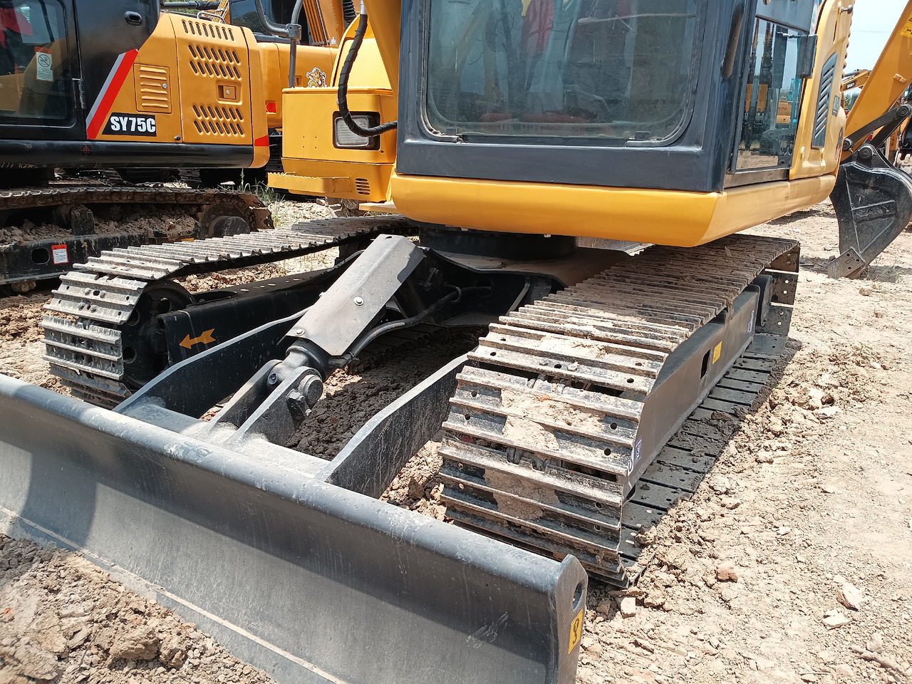 Komatsu PC70 - Pásové rýpadlo: obrázok 5 Komatsu PC70 - Pásové rýpadlo: obrázok 5