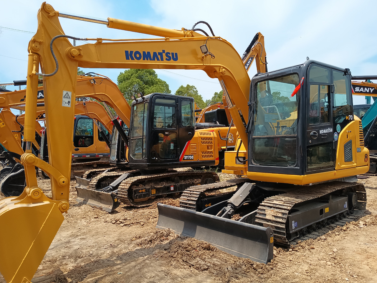 Komatsu PC70 - Pásové rýpadlo: obrázok 4 Komatsu PC70 - Pásové rýpadlo: obrázok 4