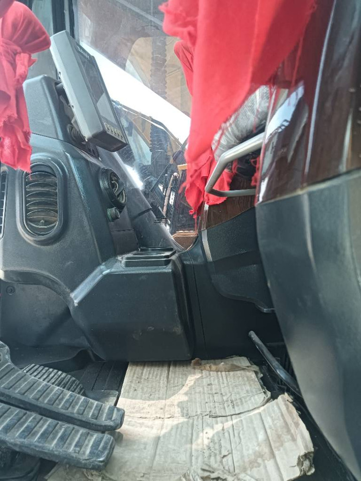 Sany SY 485 H - Pásové rýpadlo: obrázok 5 Sany SY 485 H - Pásové rýpadlo: obrázok 5