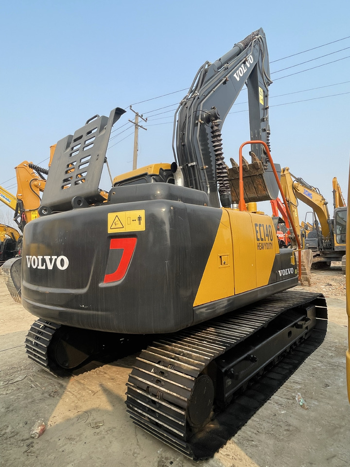 VOLVO EC140 - Pásové rýpadlo: obrázok 4 VOLVO EC140 - Pásové rýpadlo: obrázok 4