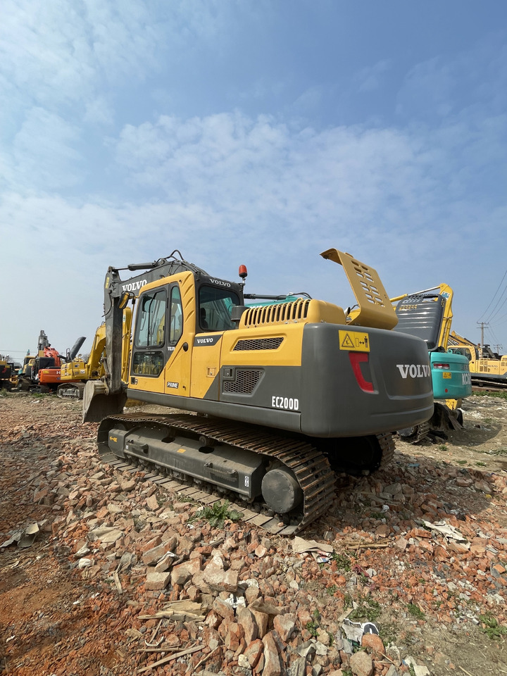 VOLVO EC200D - Pásové rýpadlo: obrázok 5 VOLVO EC200D - Pásové rýpadlo: obrázok 5