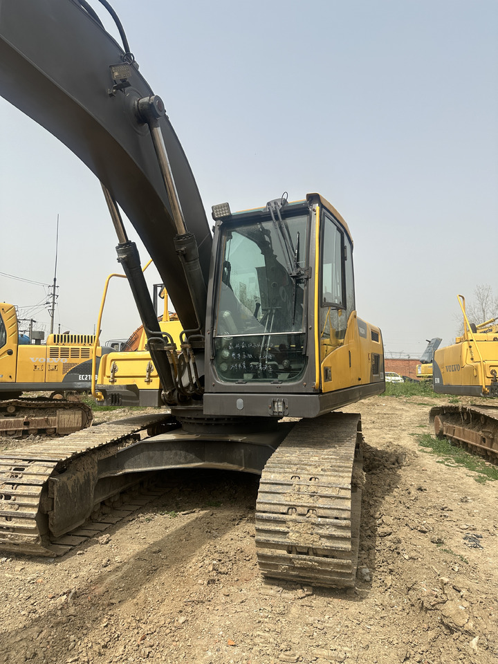 VOLVO EC220D - Pásové rýpadlo: obrázok 2 VOLVO EC220D - Pásové rýpadlo: obrázok 2