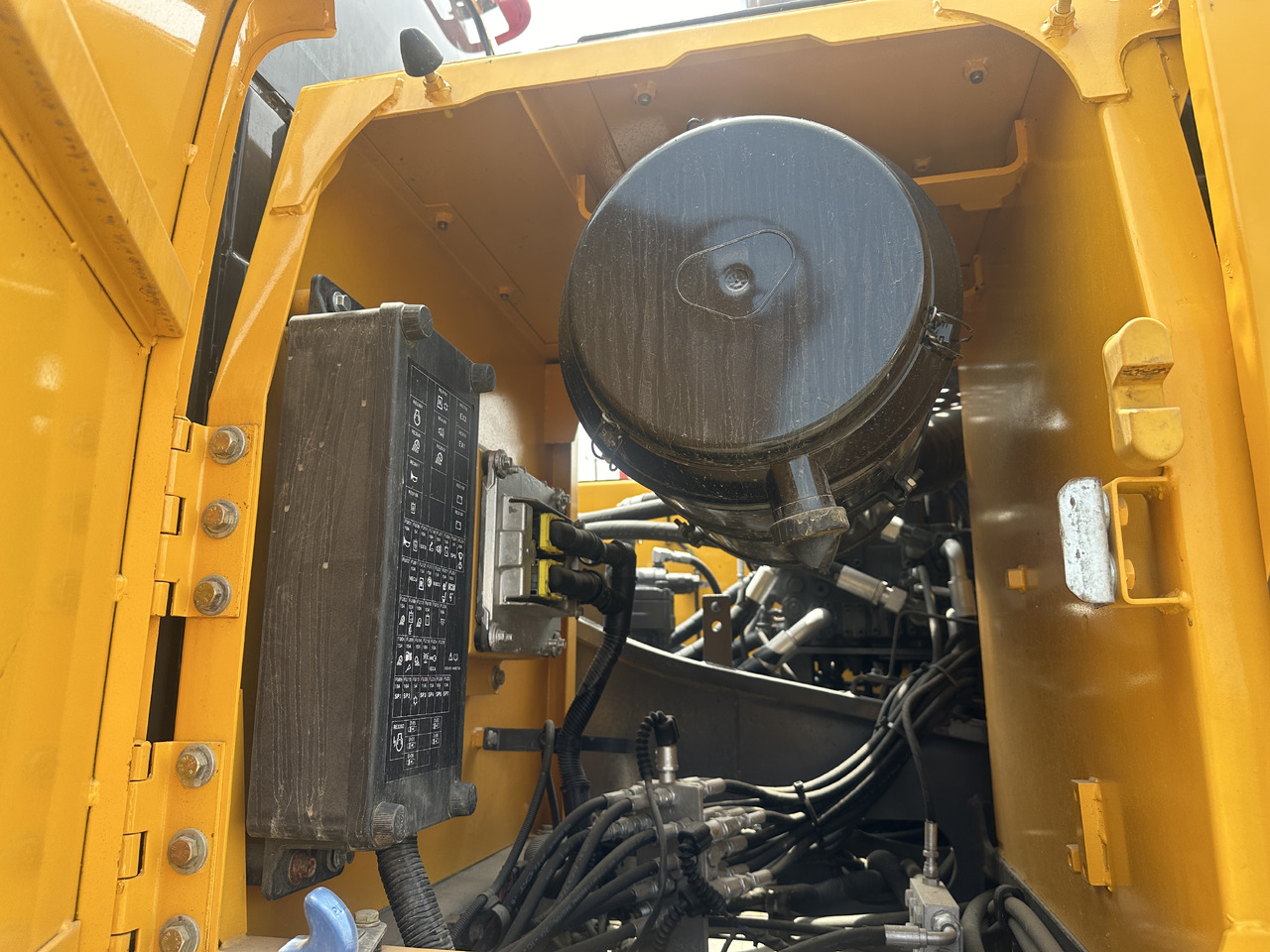 VOLVO EC250D - Pásové rýpadlo: obrázok 2 VOLVO EC250D - Pásové rýpadlo: obrázok 2