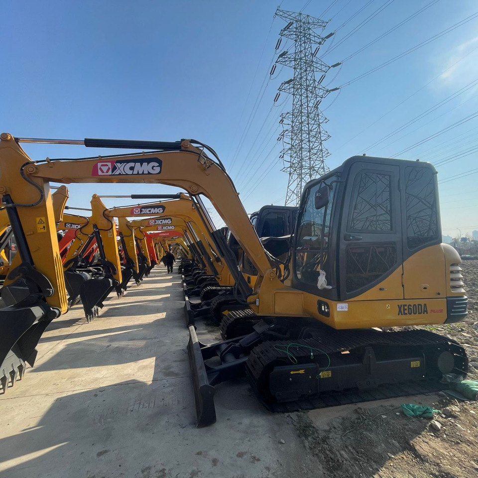 XCMG XE60DA - Mini rýpadlo: obrázok 1 XCMG XE60DA - Mini rýpadlo: obrázok 1