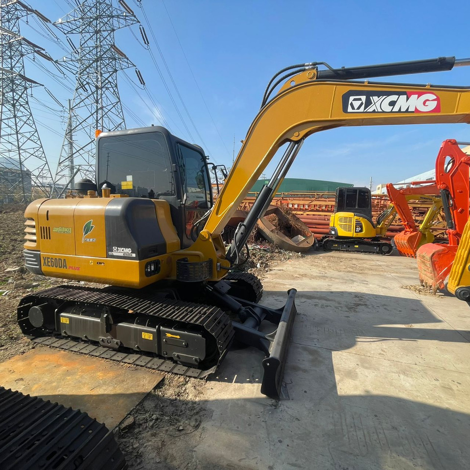 XCMG XE60DA - Mini rýpadlo: obrázok 3 XCMG XE60DA - Mini rýpadlo: obrázok 3