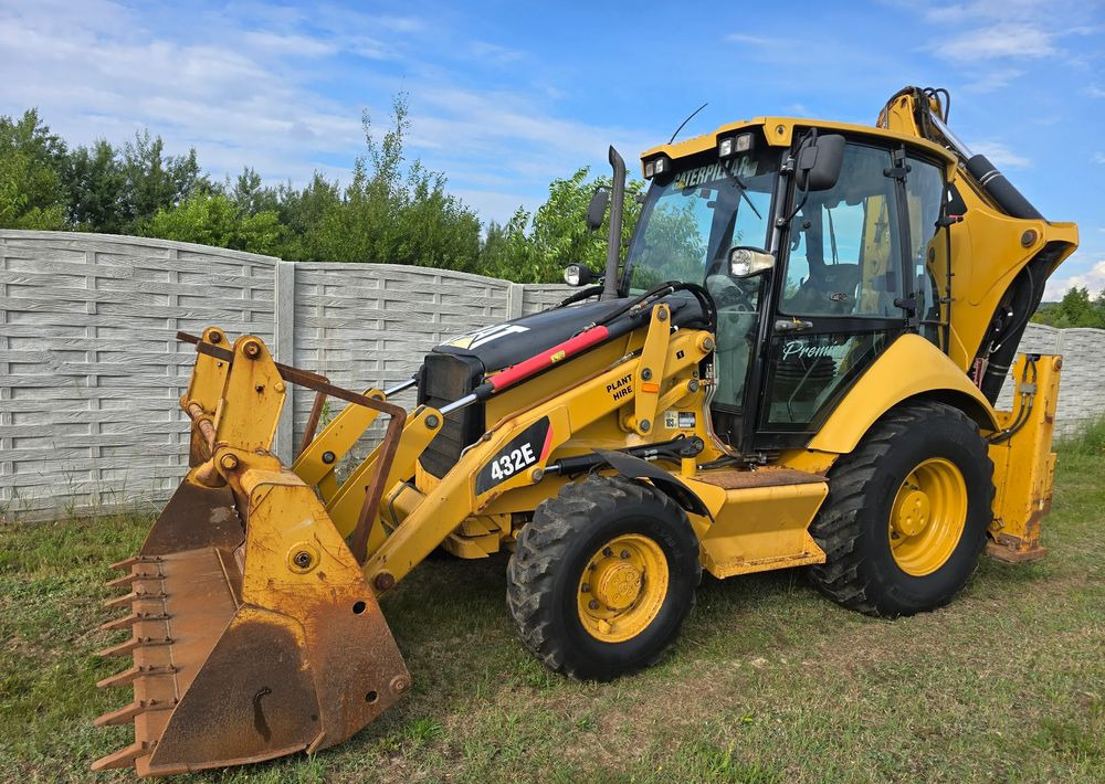 Caterpillar - Rýpadlo-nakladač: obrázok 1 Caterpillar - Rýpadlo-nakladač: obrázok 1