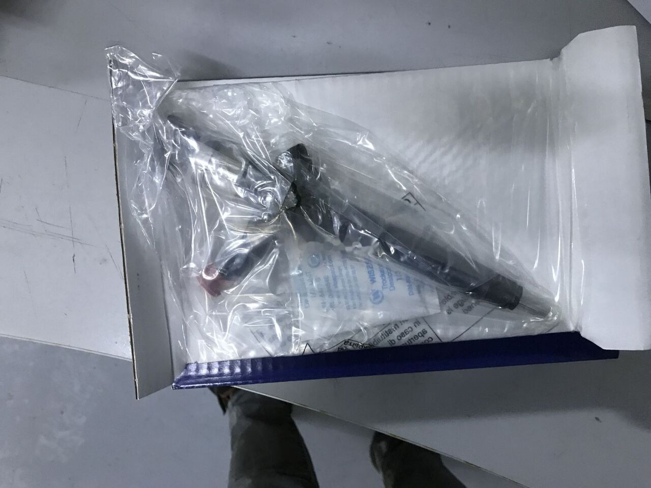 Bosch 095000-5650 for Nissan NAVARA automobile - Vstrekovač pre Automobil: obrázok 1 Bosch 095000-5650 for Nissan NAVARA automobile - Vstrekovač pre Automobil: obrázok 1