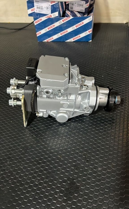 Bosch 2023 0470004015 Bosch Perkins - Palivové čerpadlo pre Rýpadlo: obrázok 2 Bosch 2023 0470004015 Bosch Perkins - Palivové čerpadlo pre Rýpadlo: obrázok 2