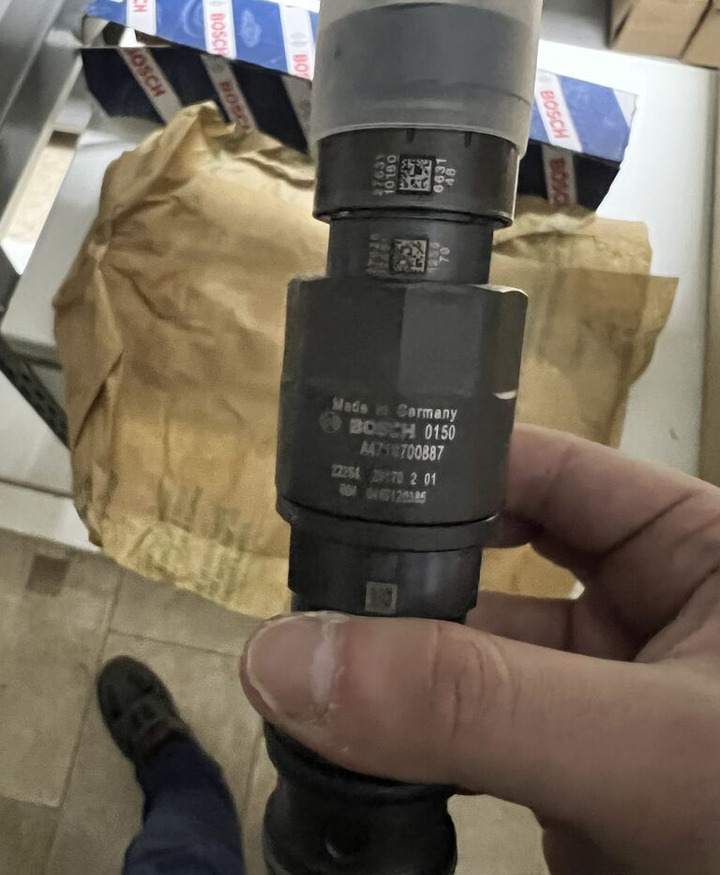 Bosch Euro 6 0445120385 Bosch Mercedes Euro 6 - Vstrekovač pre Nákladné auto: obrázok 3 Bosch Euro 6 0445120385 Bosch Mercedes Euro 6 - Vstrekovač pre Nákladné auto: obrázok 3