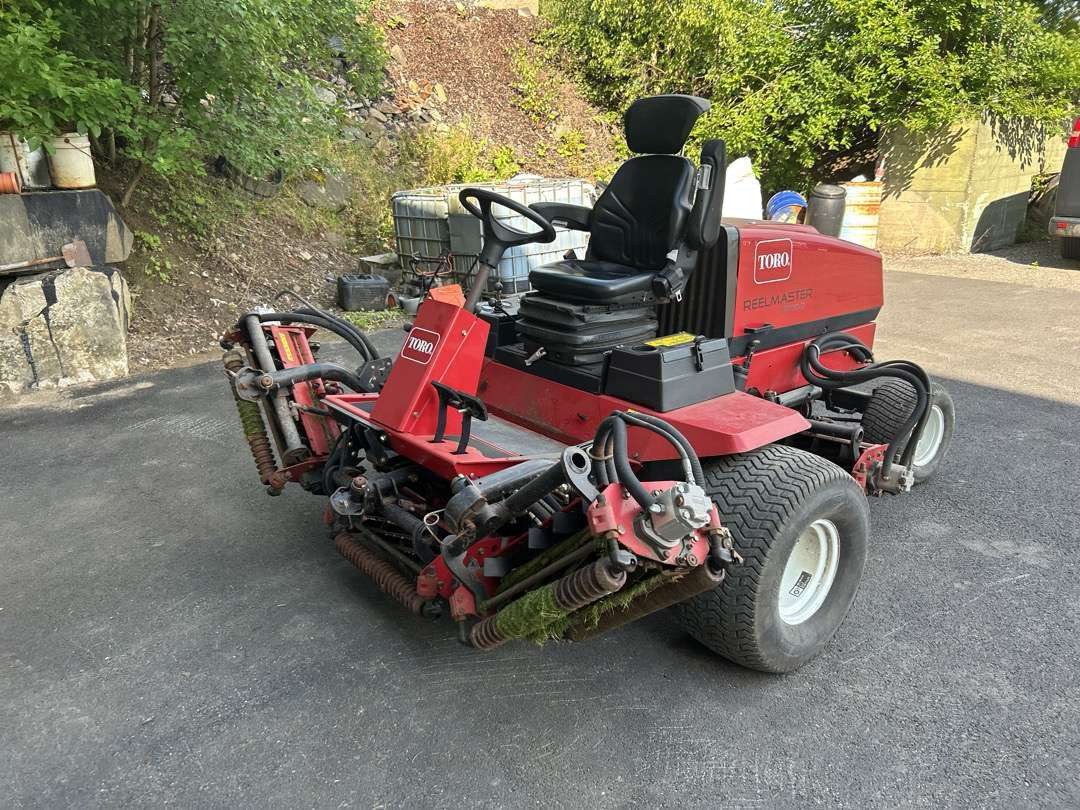 2006 sittegressklipper til golfbane - Záhradná kosačka: obrázok 1 2006 sittegressklipper til golfbane - Záhradná kosačka: obrázok 1