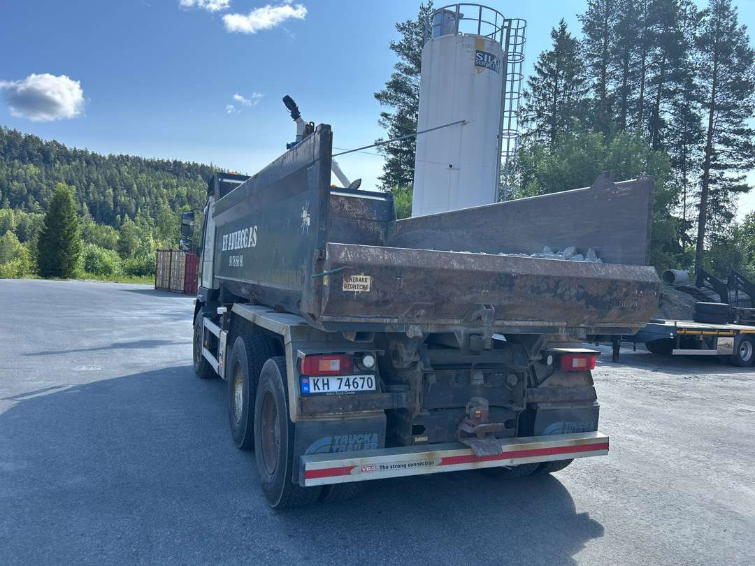 2011 Dumper VOLVO FM 500 Euroklasse 5T - Sklápač: obrázok 4 2011 Dumper VOLVO FM 500 Euroklasse 5T - Sklápač: obrázok 4