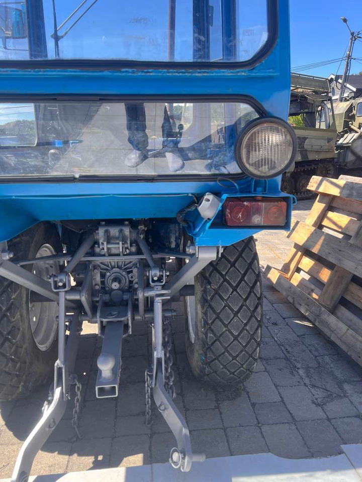 Iseki TX1500 brøyteskjær og feiekost - Traktor: obrázok 2 Iseki TX1500 brøyteskjær og feiekost - Traktor: obrázok 2