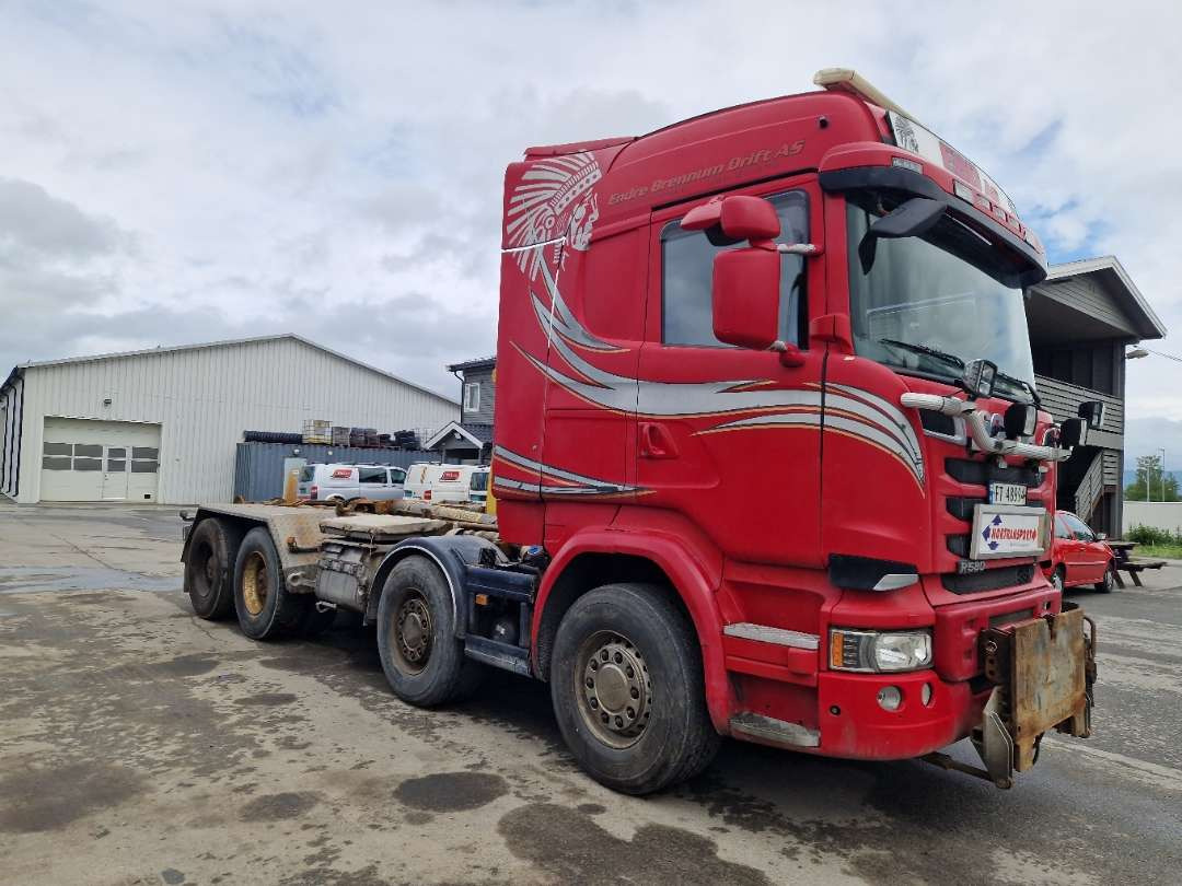 Scania R580 Brøytebil med sideplog og hydraulisk saltsystem - Hákový nosič kontajnerov: obrázok 3 Scania R580 Brøytebil med sideplog og hydraulisk saltsystem - Hákový nosič kontajnerov: obrázok 3