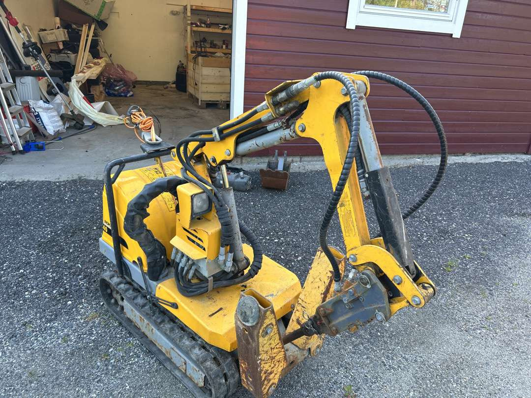 2006 elektrisk drevet rivningsrobot Fra Brokk 40 - Stavebné stroje: obrázok 2 2006 elektrisk drevet rivningsrobot Fra Brokk 40 - Stavebné stroje: obrázok 2