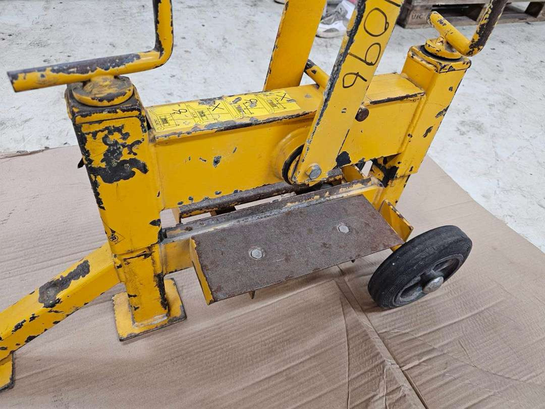 Sten kutter fra Revo Compact 35 - Vybavenie garáže/ Dielne: obrázok 5 Sten kutter fra Revo Compact 35 - Vybavenie garáže/ Dielne: obrázok 5