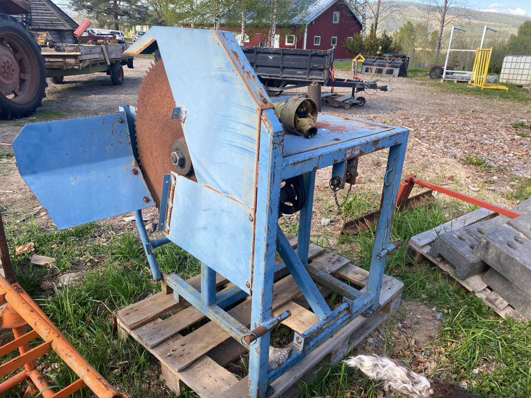 Vedsag til traktor - Vybavenie garáže/ Dielne: obrázok 5 Vedsag til traktor - Vybavenie garáže/ Dielne: obrázok 5