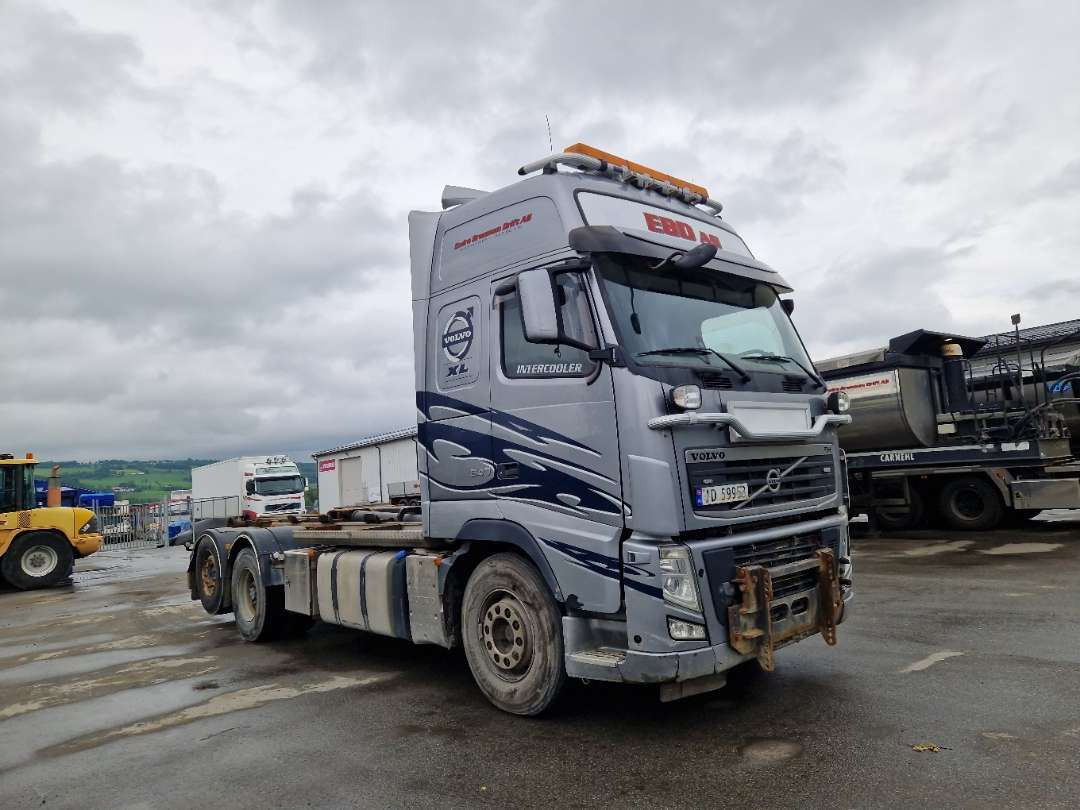 Volvo FH6X2-Krokbil med hydraulisk brøyteutstyr - Hákový nosič kontajnerov: obrázok 1 Volvo FH6X2-Krokbil med hydraulisk brøyteutstyr - Hákový nosič kontajnerov: obrázok 1