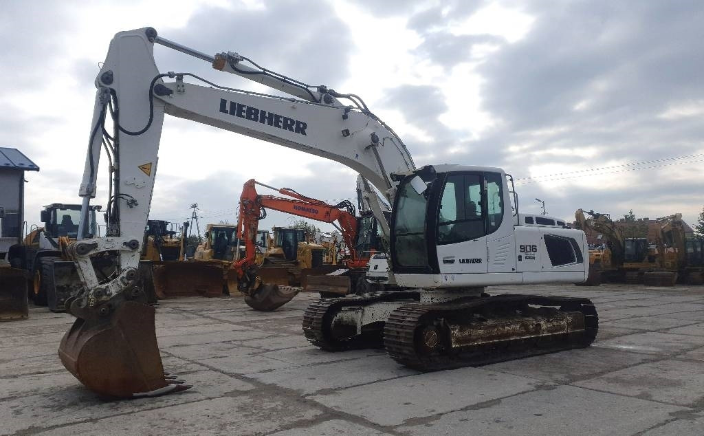 Liebherr R 906 LC - Pásové rýpadlo: obrázok 1 Liebherr R 906 LC - Pásové rýpadlo: obrázok 1