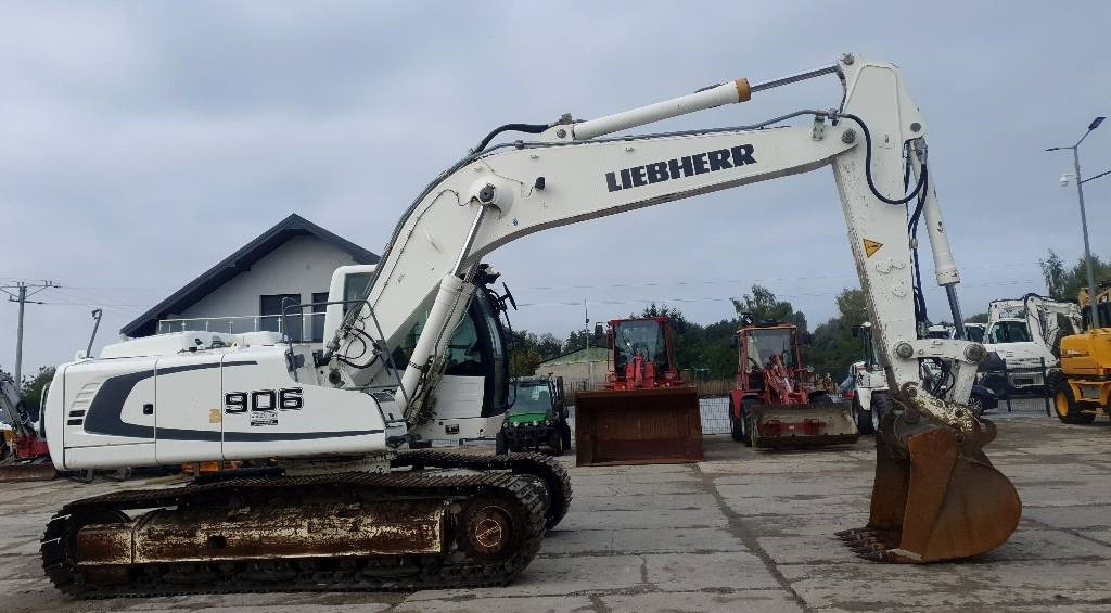 Liebherr R 906 LC - Pásové rýpadlo: obrázok 5 Liebherr R 906 LC - Pásové rýpadlo: obrázok 5