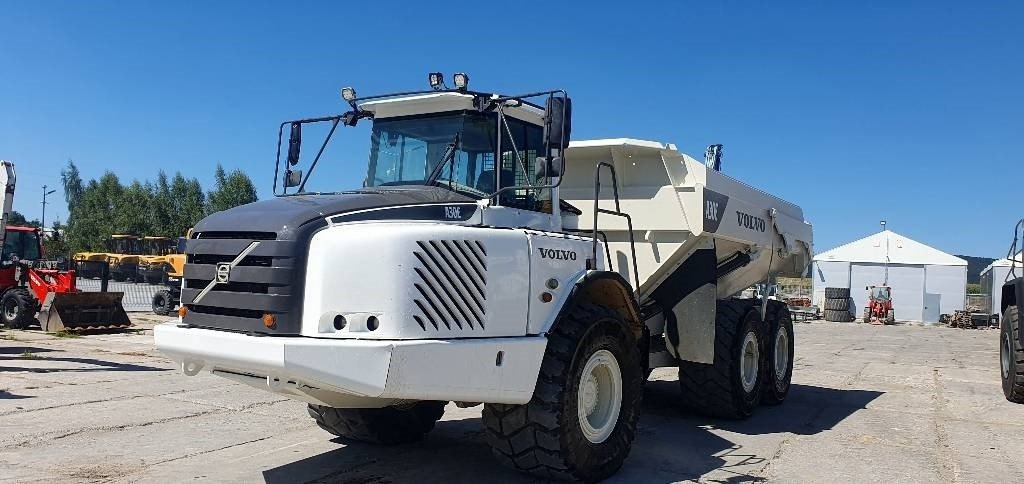 Volvo A 30 E - Ťahačový kĺbový damper: obrázok 1 Volvo A 30 E - Ťahačový kĺbový damper: obrázok 1